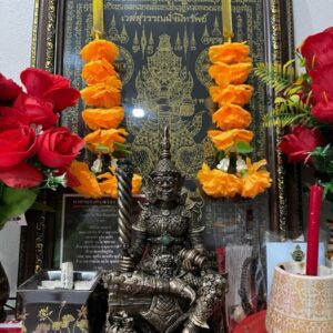Thần Tao Wessuwan của chùa Wat Phra Kaew (Chùa Phật Ngọc)