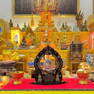 Amulet 16 Đồng xu Phra Suntaree Wanee bản kỷ niệm 215 năm thành lập chùa Wat Suthat Thepwararam năm 2565 Phật lịch (2022 Dương lịch).