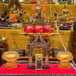 Amulet  20 Tượng Phật Phanasbodee năm 2517 Phật lịch (1974)  của thầy Luang Pu Tim và thầy Luang Pu Toh chùa Wat Lahan Rai